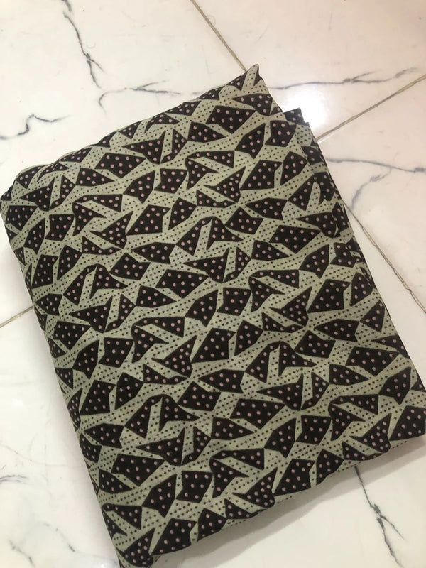 NAMAZ CHADDAR - GRACE IN PRAYER