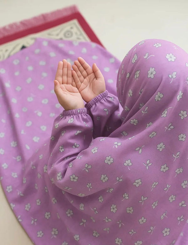 NAMAZ CHADDAR - GRACE IN PRAYER